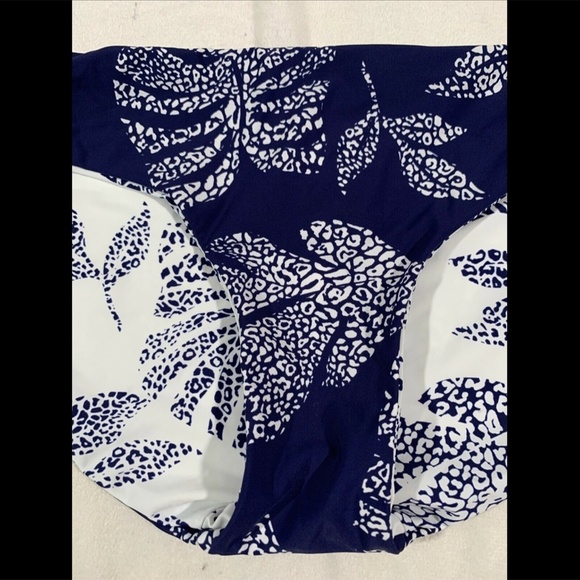 NEW $75 Red Carter Amazon Jungle Reversible Hipster Bottom [SZ XS - 4‎ US] - Picture 7 of 12